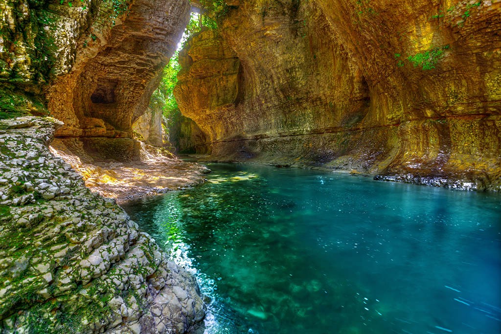 Пещера Прометея в Грузии, экскурсии в Грузии