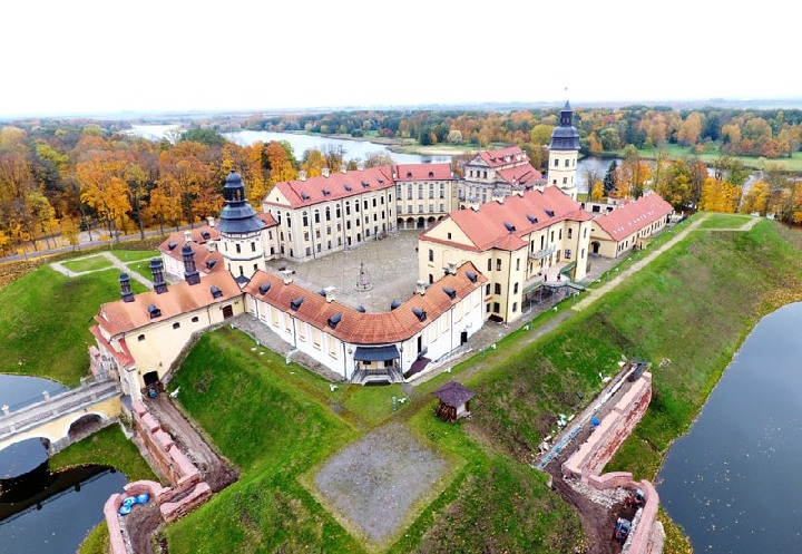 Популярные замки Беларуси