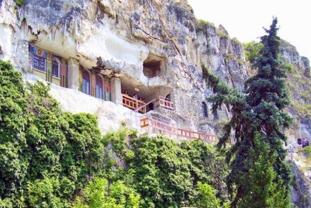 Аладжа монастырь в Болгарии